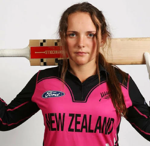 Amelia Kerr ( New Zealand )